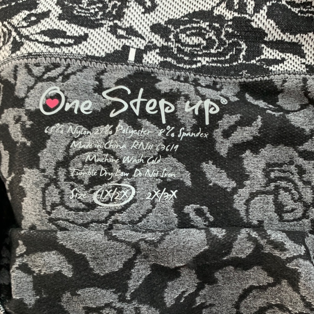 One Step Ahead Gray and Black Floral Leggings - Picture 2 of 2